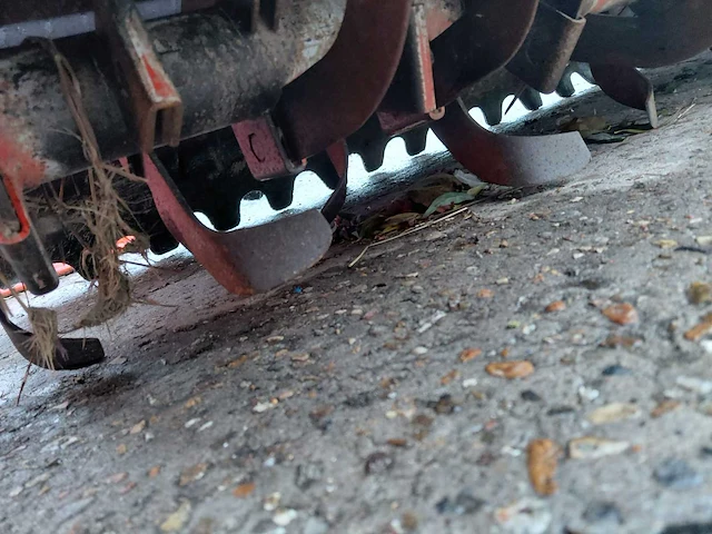 Kubota bh20tk grondfrees - afbeelding 11 van  11