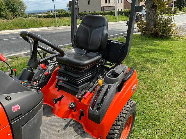 Kubota bx261 micro hydrostatische tractor - afbeelding 5 van  24