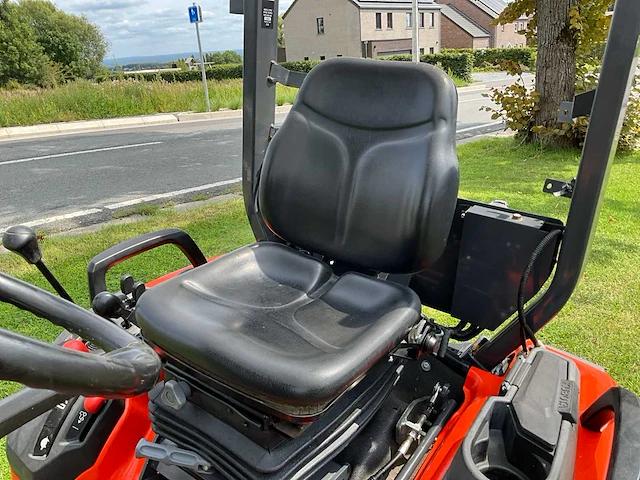 Kubota bx261 micro hydrostatische tractor - afbeelding 6 van  24