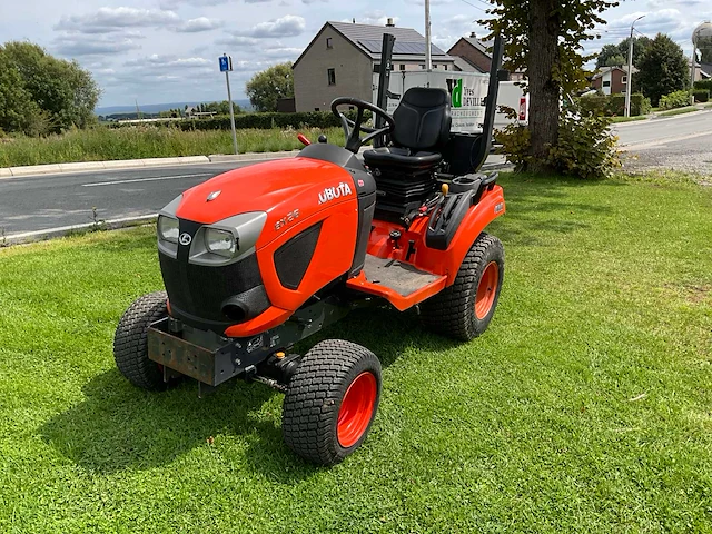 Kubota bx261 micro hydrostatische tractor - afbeelding 1 van  24