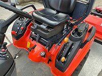 Kubota bx261 minitractor 4x4 met frees en klepelmaaier - afbeelding 8 van  30
