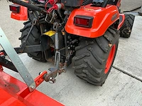 Kubota bx261 minitractor 4x4 met frees en klepelmaaier - afbeelding 13 van  30