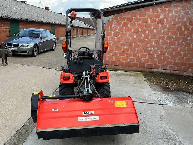 Kubota bx261 minitractor 4x4 met frees en klepelmaaier - afbeelding 27 van  30