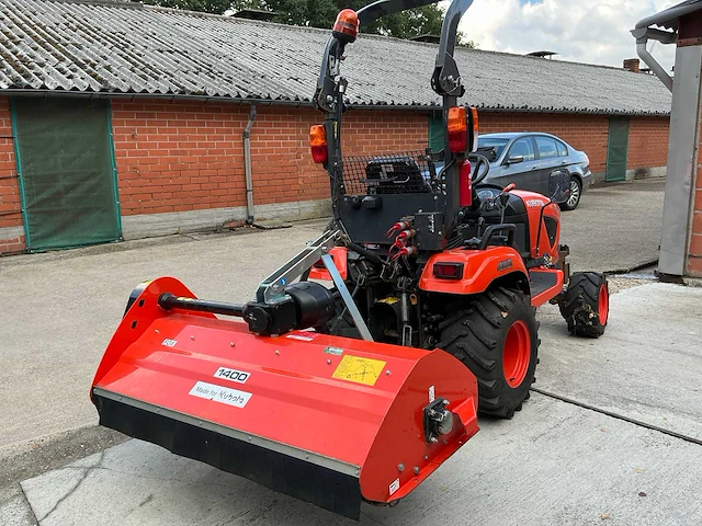 Kubota bx261 minitractor 4x4 met frees en klepelmaaier - afbeelding 28 van  30