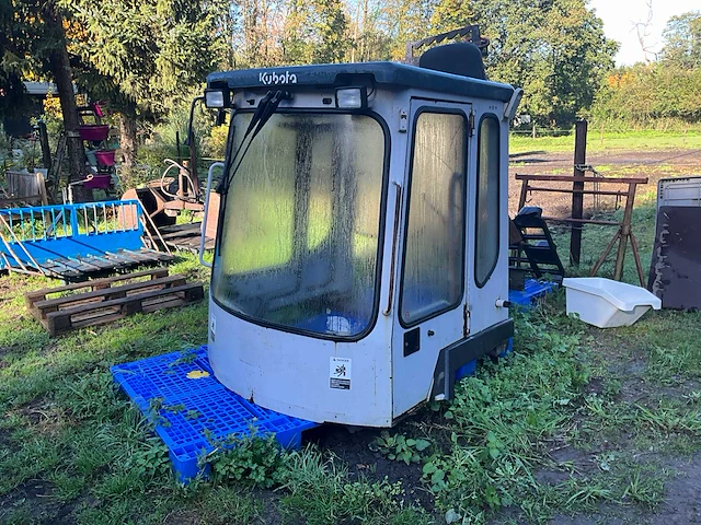 Kubota cabine - afbeelding 1 van  10