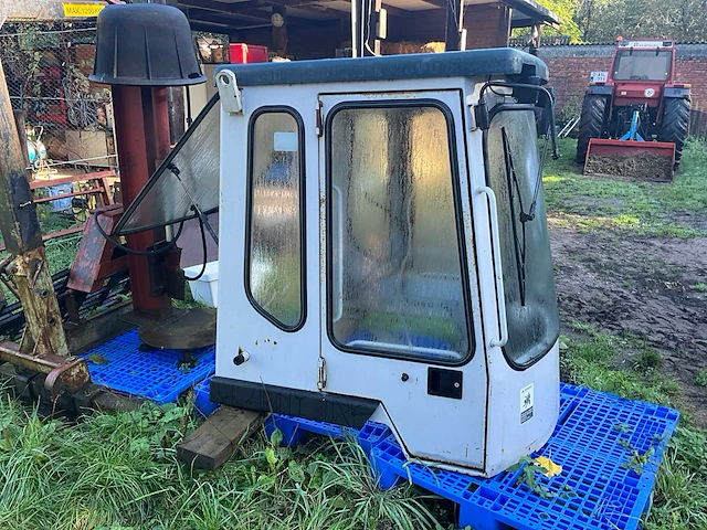 Kubota cabine - afbeelding 4 van  10