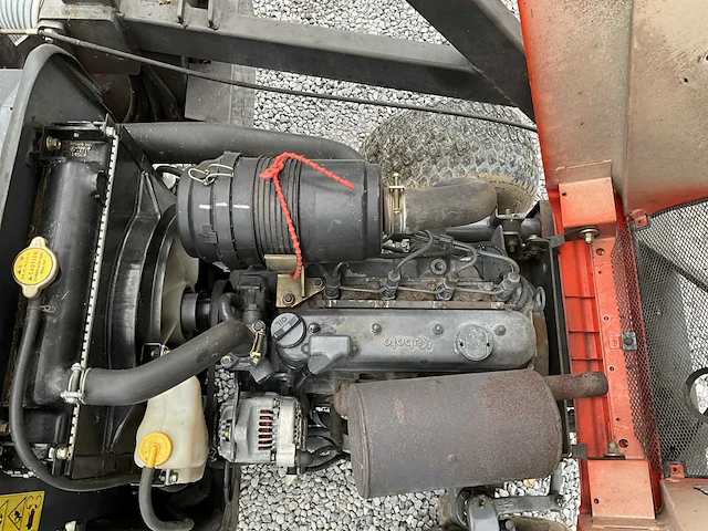 Kubota f3560 zitmaaier - afbeelding 15 van  24