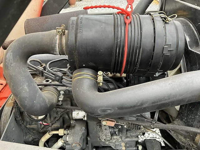 Kubota f3560 zitmaaier - afbeelding 16 van  24