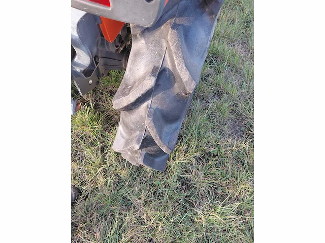 Kubota gb170 vierwielaangedreven minitractor - afbeelding 2 van  13