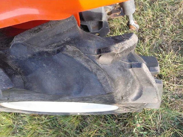 Kubota gb170 vierwielaangedreven minitractor - afbeelding 3 van  13