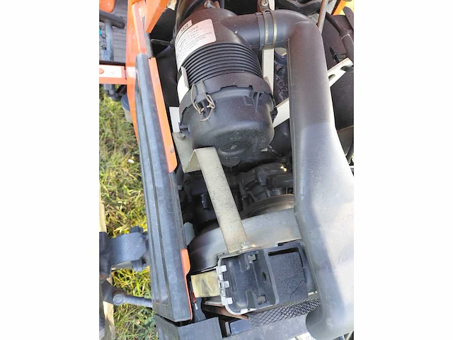 Kubota gb170 vierwielaangedreven minitractor - afbeelding 13 van  13