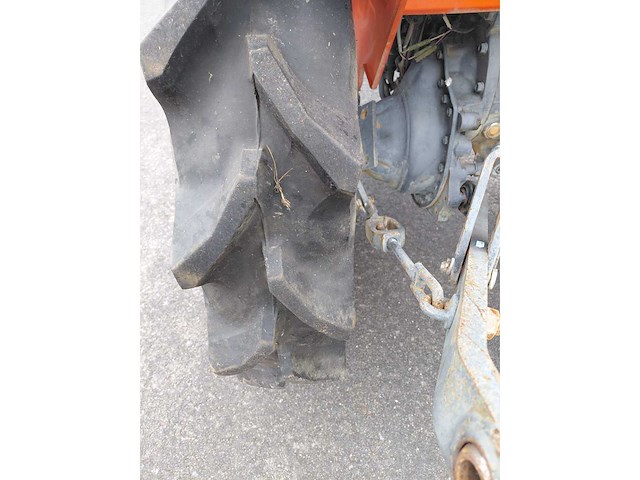 Kubota gl-19 vierwielaangedreven minitractor - afbeelding 10 van  11