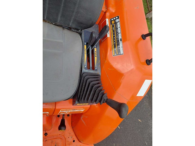 Kubota gl 200 minitractor - afbeelding 11 van  14
