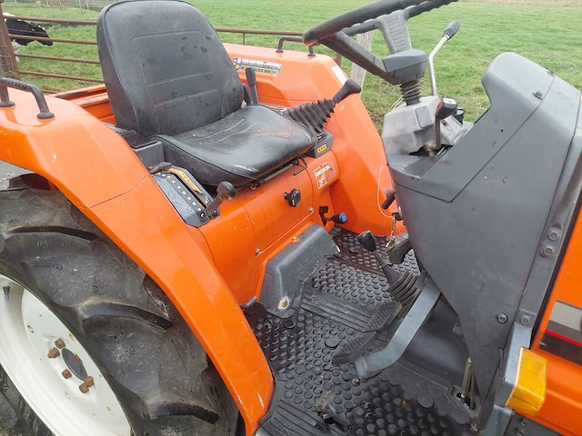 Kubota gl23 minitractor - afbeelding 2 van  14