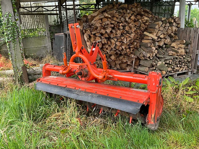 Kubota grondfrees - afbeelding 1 van  14