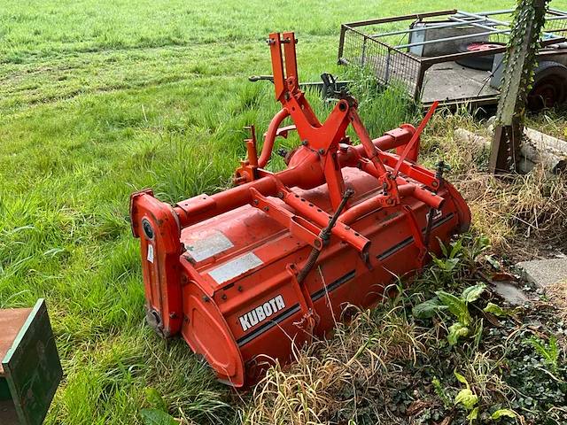 Kubota grondfrees - afbeelding 12 van  14