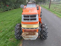 Kubota gt3 vierwielaangedreven minitractor - afbeelding 7 van  14