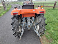 Kubota gt3 vierwielaangedreven minitractor - afbeelding 9 van  14