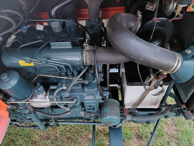 Kubota l1-18 minitractor - afbeelding 5 van  14