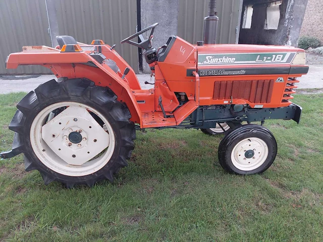Kubota l1-18 minitractor - afbeelding 8 van  14