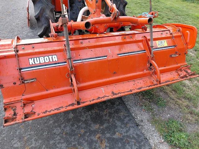 Kubota l1-18 vierwielaangedreven minitractor met grondfrees - afbeelding 14 van  20