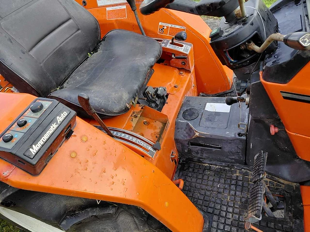 Kubota l1-18 vierwielaangedreven minitractor met grondfrees - afbeelding 6 van  20
