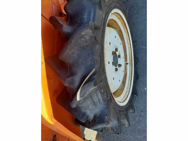 Kubota l1-18 vierwielaangedreven minitractor met grondfrees - afbeelding 5 van  18