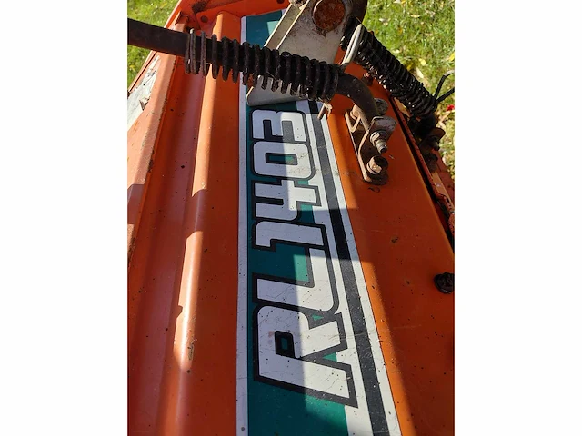 Kubota l1-18 vierwielaangedreven minitractor met grondfrees - afbeelding 8 van  18