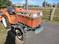 Kubota l1-18 vierwielaangedreven minitractor met grondfrees - afbeelding 11 van  18