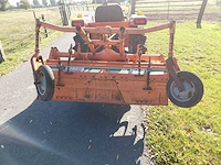 Kubota l1-18 vierwielaangedreven minitractor met grondfrees - afbeelding 13 van  18