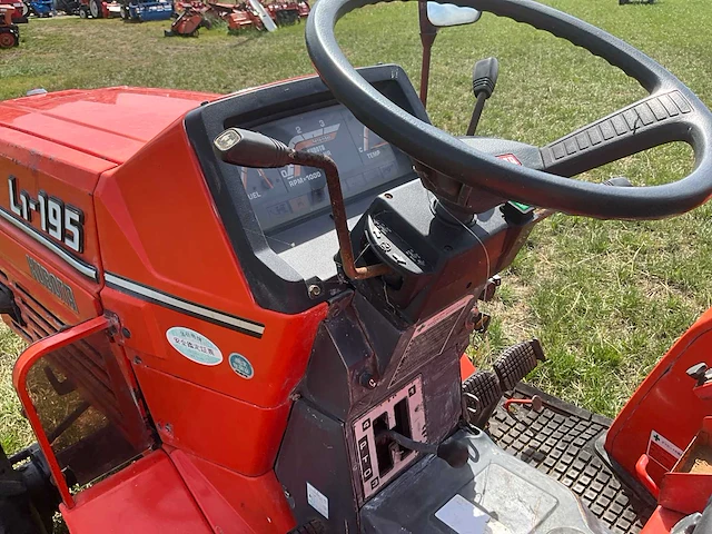 Kubota l1-195 minitractor - afbeelding 6 van  20