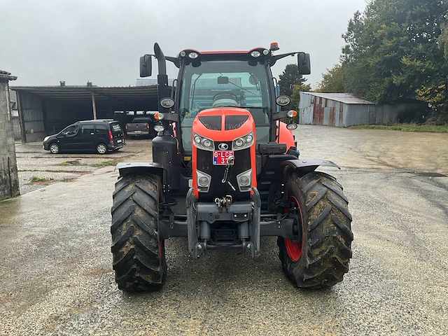 Kubota m7131 4wd landbouw tractor - afbeelding 30 van  32