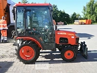 Kubota mini-landbouwtractor - afbeelding 9 van  23