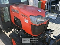 Kubota mini-landbouwtractor - afbeelding 18 van  23