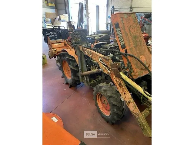 Kubota mini-tractor b7000 - afbeelding 1 van  8