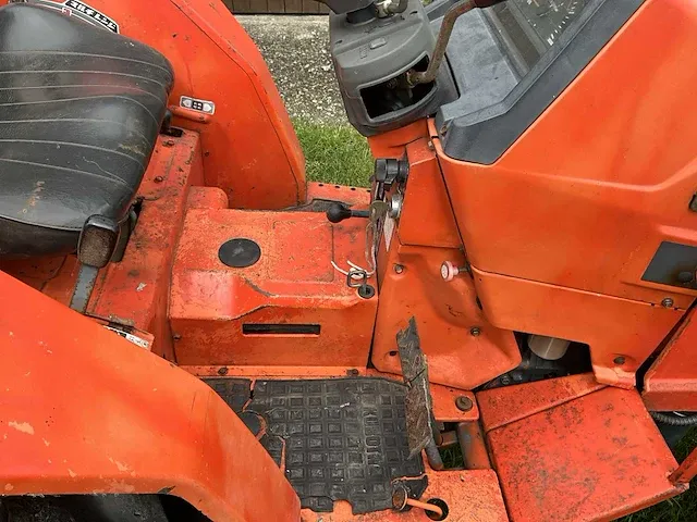 Kubota monroematic l1-24 minitractor - afbeelding 4 van  17