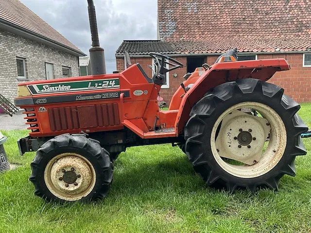 Kubota monroematic l1-24 minitractor - afbeelding 16 van  17