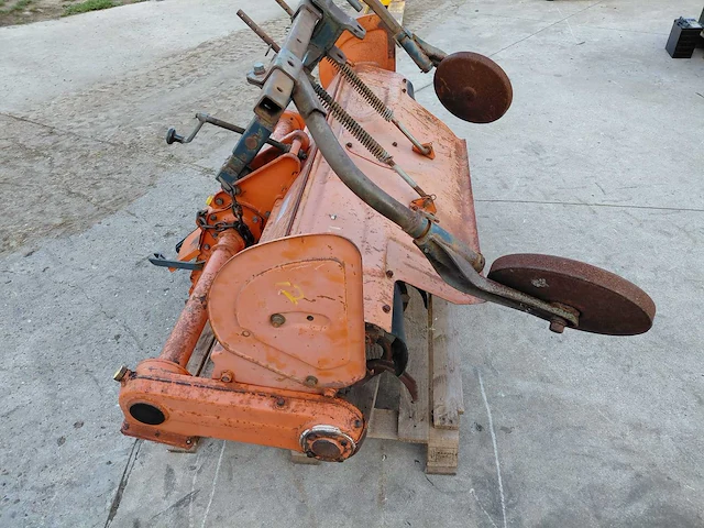 Kubota rs1200 grondfrees - afbeelding 4 van  8