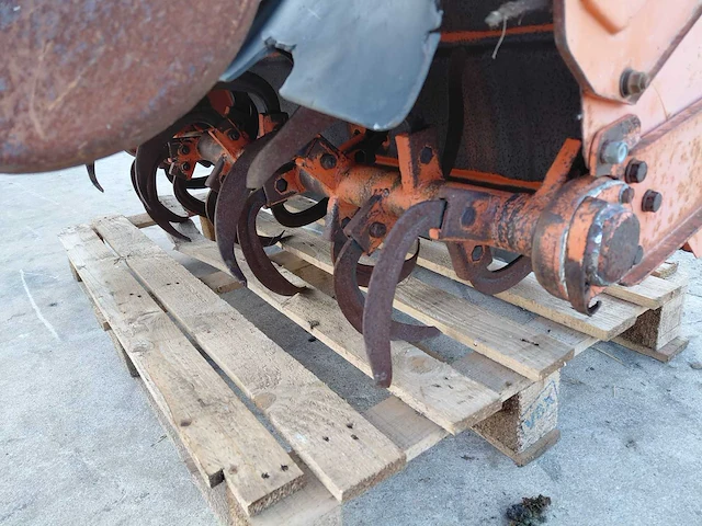 Kubota rs1200 grondfrees - afbeelding 8 van  8