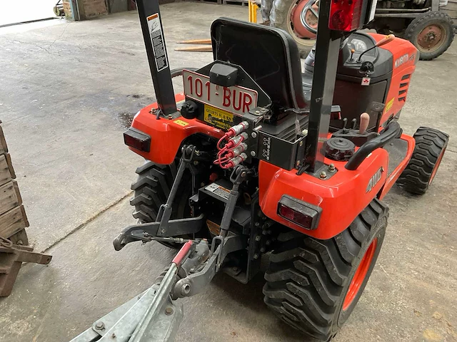 Kubota rx2350 minitractor - afbeelding 14 van  14