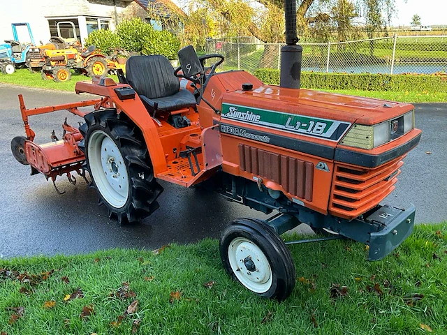 Kubota sunshine l1-18 minitractor met grondfrees - afbeelding 16 van  22