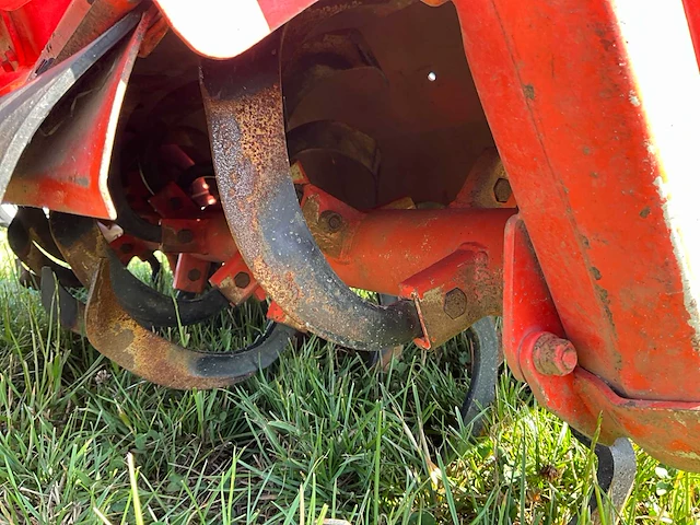 Kubota sunshine l1-215d minitractor met grondfrees - afbeelding 15 van  23
