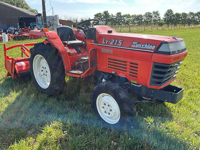 Kubota sunshine l1-215d minitractor met grondfrees - afbeelding 17 van  23