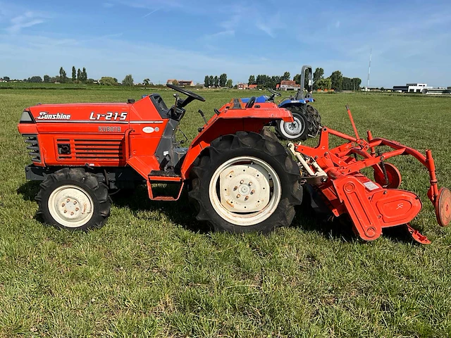 Kubota sunshine l1-215d minitractor met grondfrees - afbeelding 22 van  23