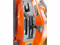 Kubota t240 vierwielaangedreven minitractor met grondfrees - afbeelding 13 van  15