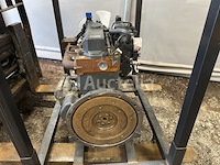 Kubota v2403 motor - afbeelding 5 van  8