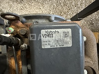 Kubota v2403 motor - afbeelding 8 van  8