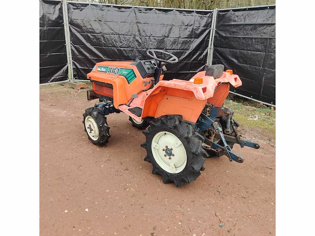 Kubota xb-1 bulace minitractor - afbeelding 4 van  11