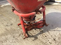 Kubota zaaimachine - afbeelding 3 van  5