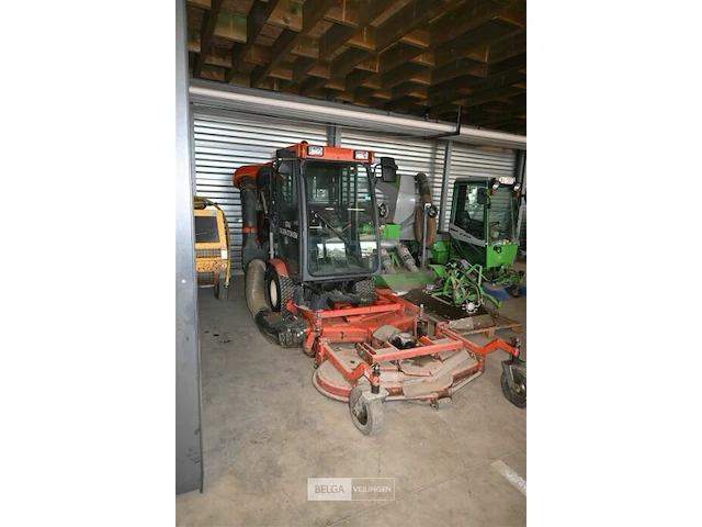 Kubota zitmaaier - afbeelding 1 van  14